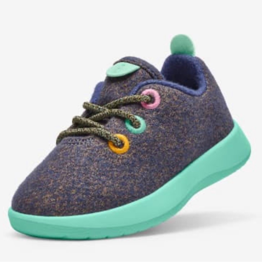 Kids Allbirds size T6 slip on sneakers